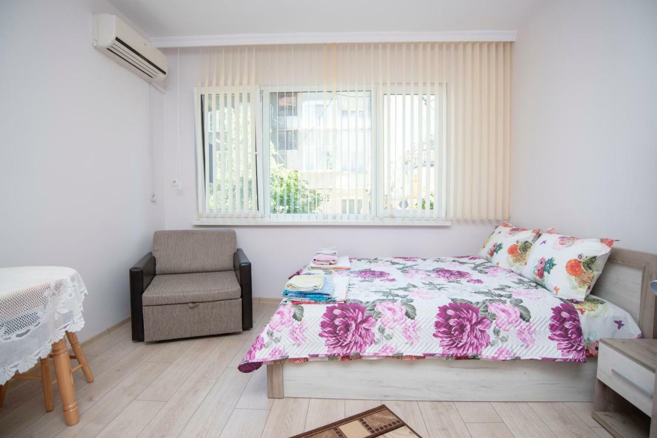 Lynn'S Oasis-Ocean Touch In Core Downtown Διαμέρισμα Μπουργκάς Εξωτερικό φωτογραφία